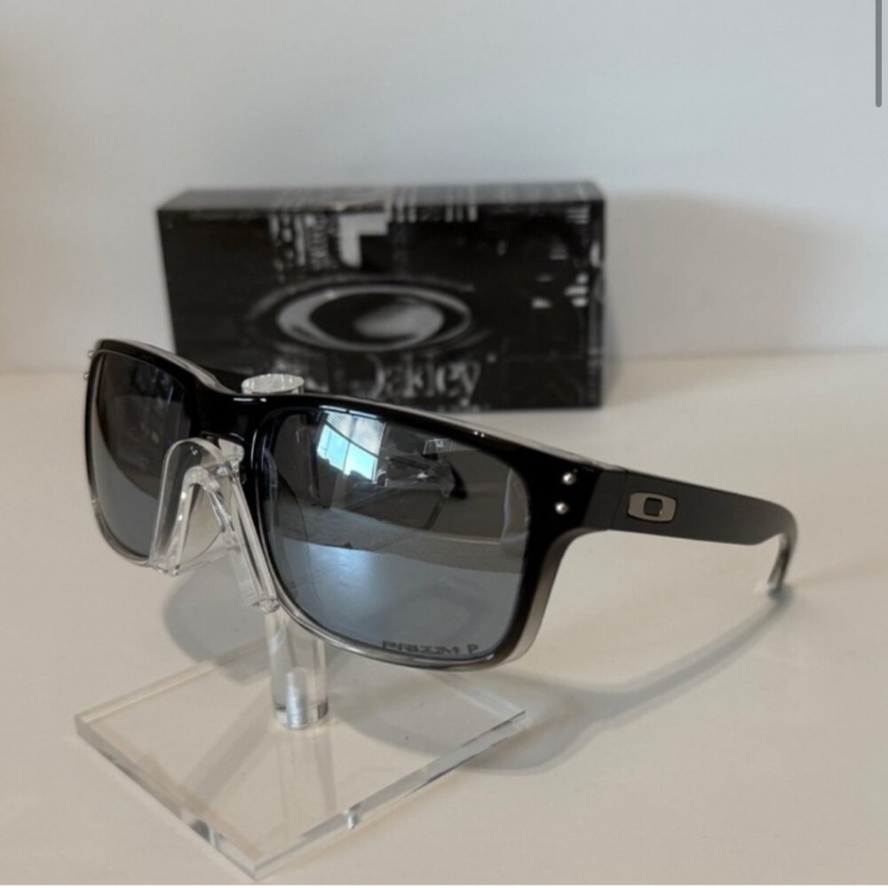 Oakley Black Sunglasses